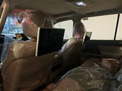 تۆیۆتا لاند کروزەر